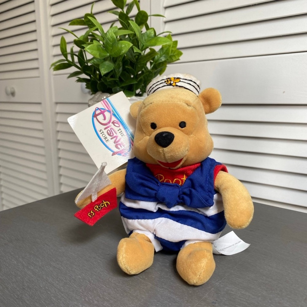 DISNEY STORE EXCLUSIVE WINNIE POOH NAUTICAL SAILOR 8" PLUSH BEAN BAG TOY